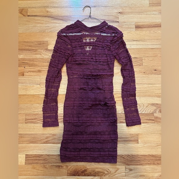 LUSH Reece Burgundy Lace Long Sleeve Bodycon Dress size XS - Picture 5 of 5